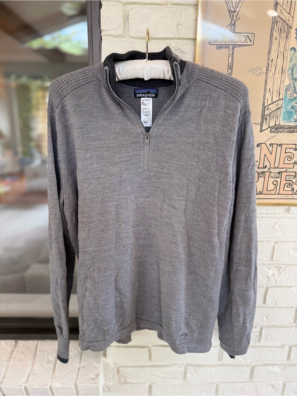 Patagonia Men’s Gray Half-Zip Pullover Sweater